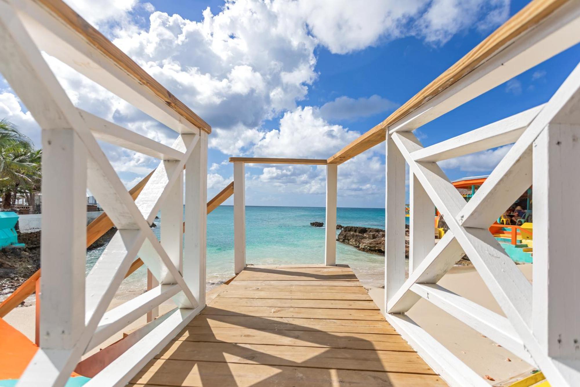 Maho Beach House - Luxe 1-Bedroom - Ocean View Exterior foto